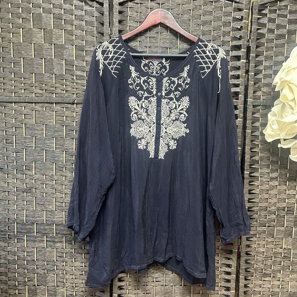 Johnny Was Navy Blue Embroidered Long Sleeve Tunic Henley Top Size 4X - Picture 2 of 8